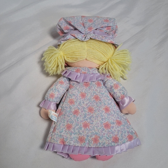Vintage Amtoy Dolly Tales Plush Doll Nursery Tales Book Doll 1987 - Picture 4 of 12